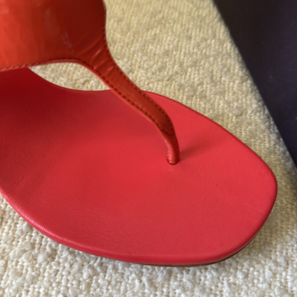 Prada coral patent leather sandals - Picture 10 of 11